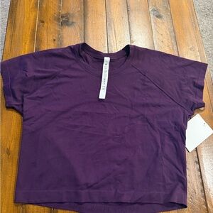 lululemon athletica Plum Short Sleeve Crewneck Top
